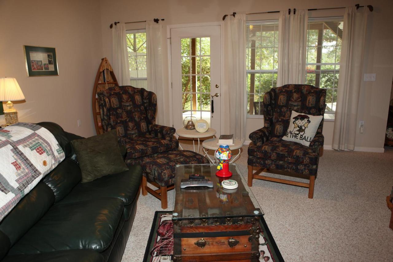 Inn At Harbour Ridge Bed And Breakfast Osage Beach Bagian luar foto