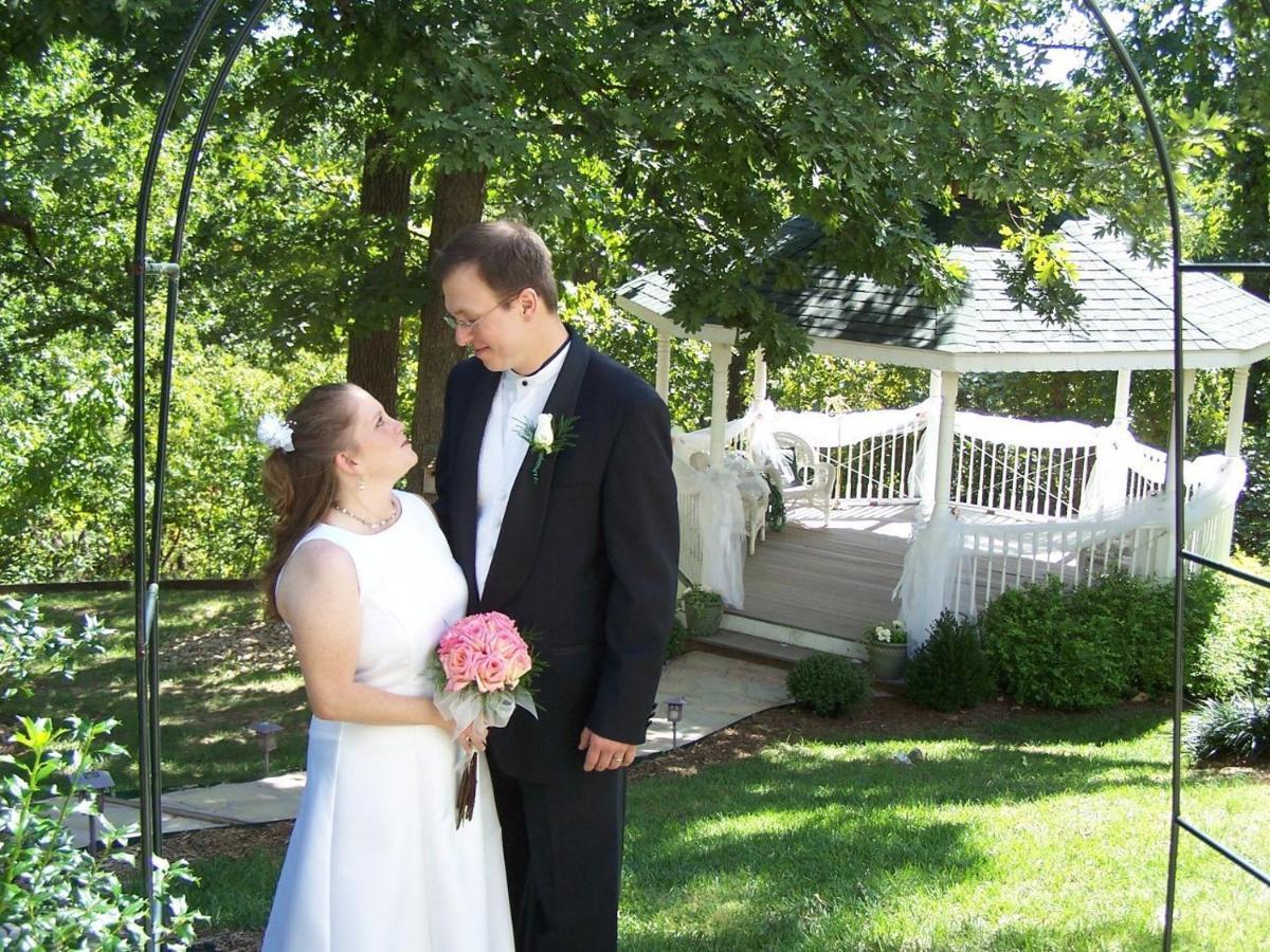 Inn At Harbour Ridge Bed And Breakfast Osage Beach Bagian luar foto