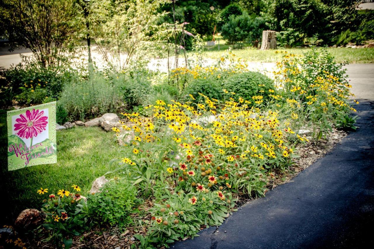 Inn At Harbour Ridge Bed And Breakfast Osage Beach Bagian luar foto