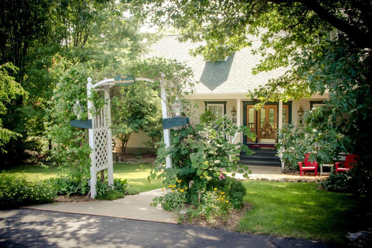 Inn At Harbour Ridge Bed And Breakfast Osage Beach Bagian luar foto